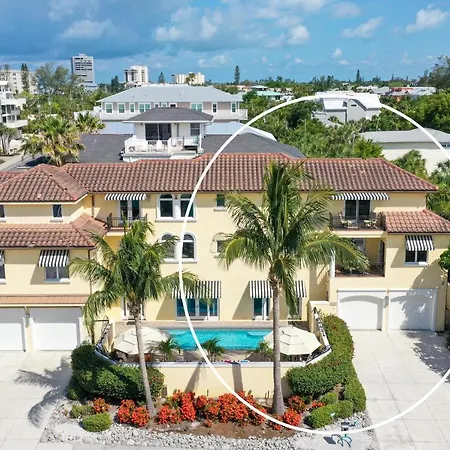 Peacock Villa - 5540 E